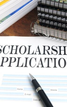 college scholarship applicatio