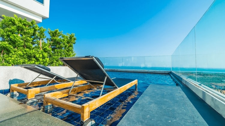 Why Choose Blue Hawaiian Fiberglass Pools For Your Backyard?