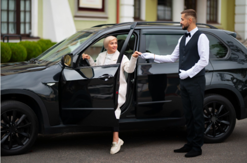How VIP Chauffeur Hire Enhances Airport Transfers And Business Travel 5 premium chauffeur service