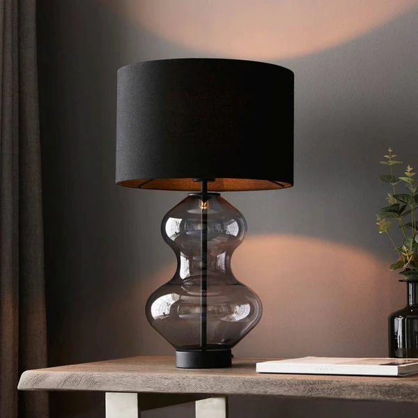 How Do Large Black Table Lamps Create a Cozy Atmosphere?